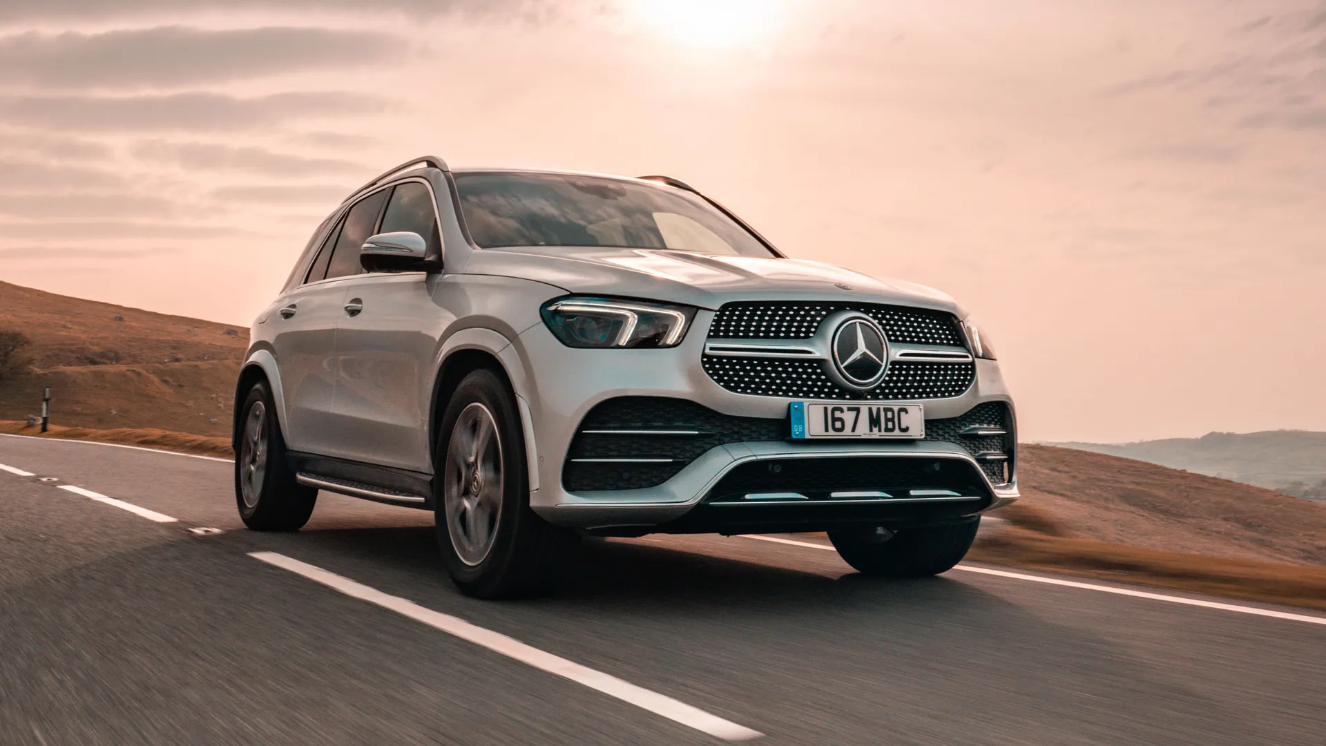 Mercedes-Benz GLE photographed in profile
