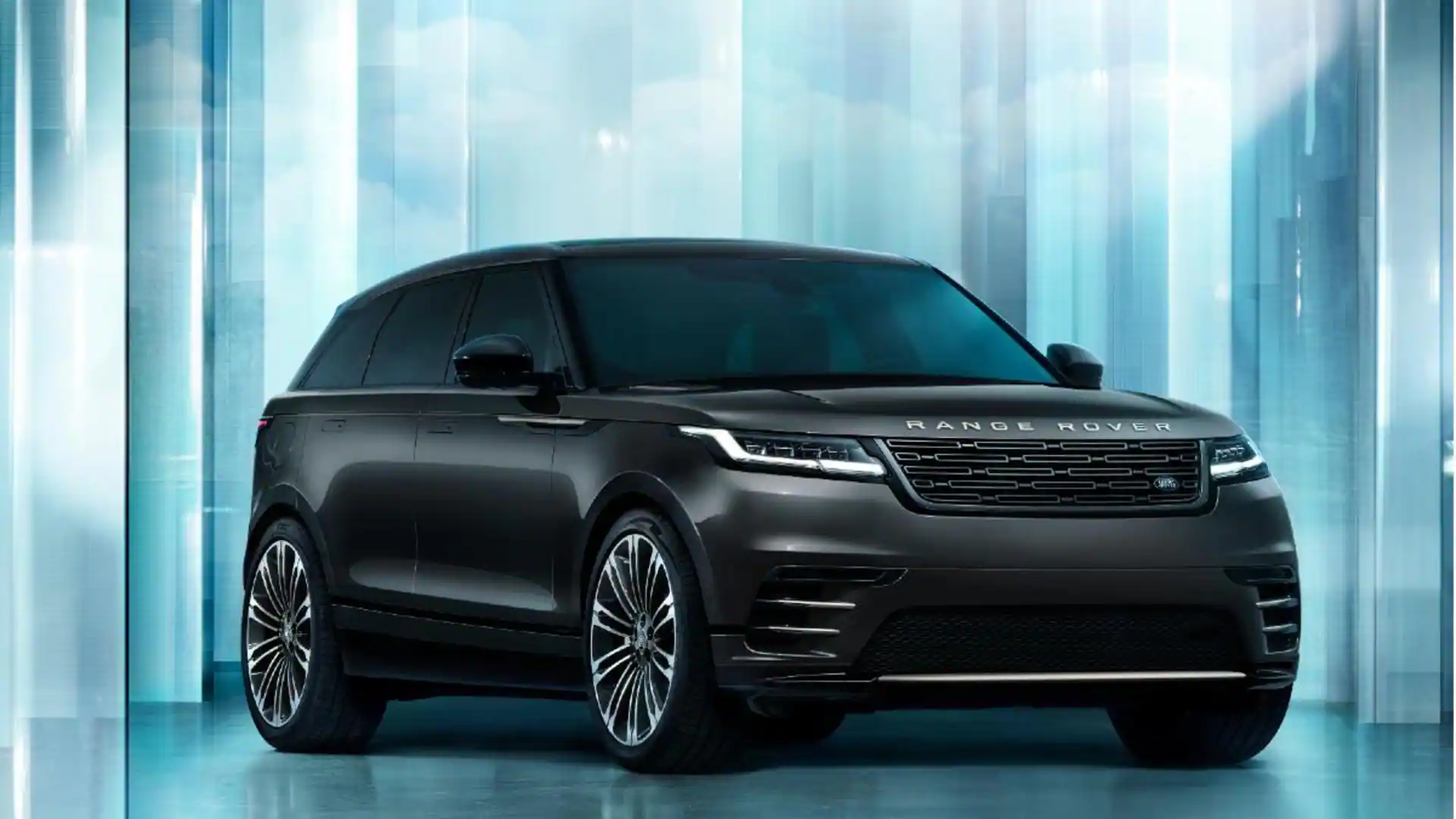 Range Rover Velar photographed in profile